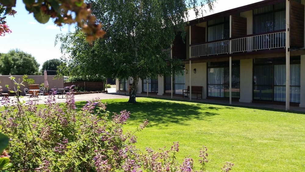 COONAWARRA MOTOR LODGE 5/38