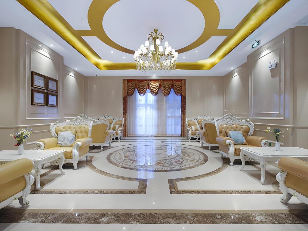 Vienna Hotel (Chaohu Lijing International) 34/40
