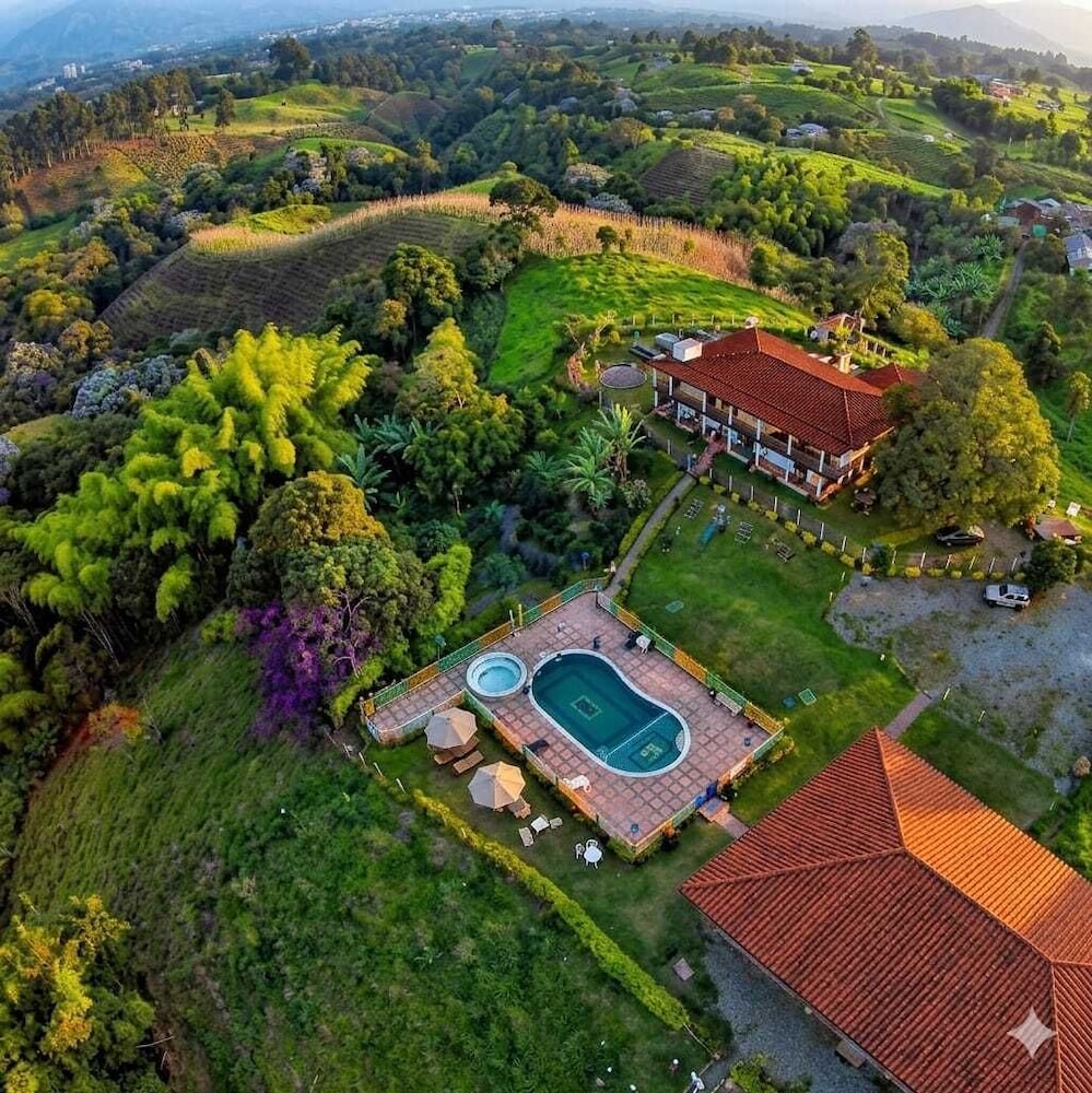 Finca Hotel La Moni 17/18