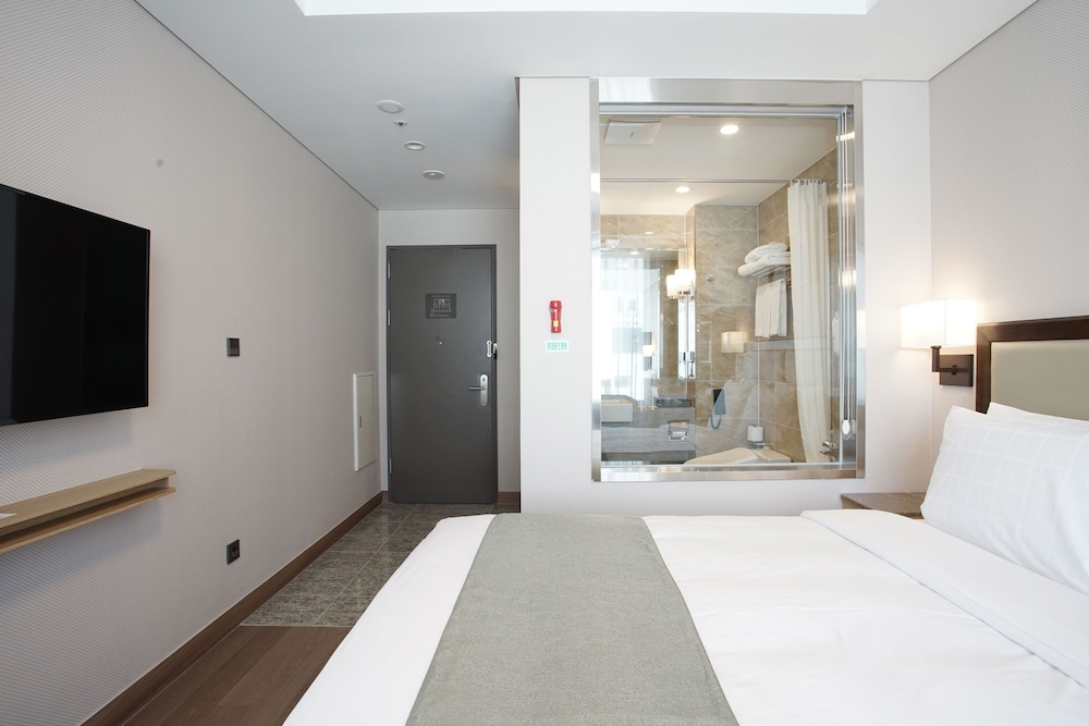 Stanford Hotel Busan 37/57