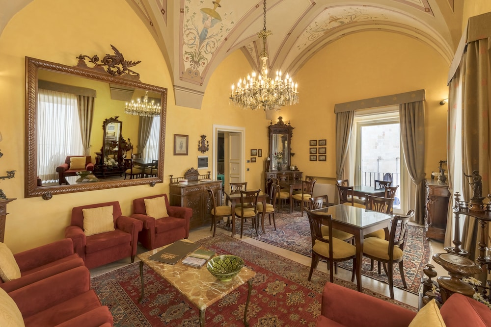 Palazzo Papaleo 57/65