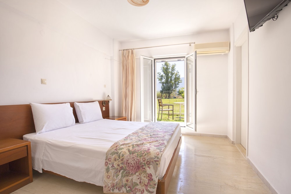 GARDEN, ECONOMY, DOUBLE OR TWIN BED