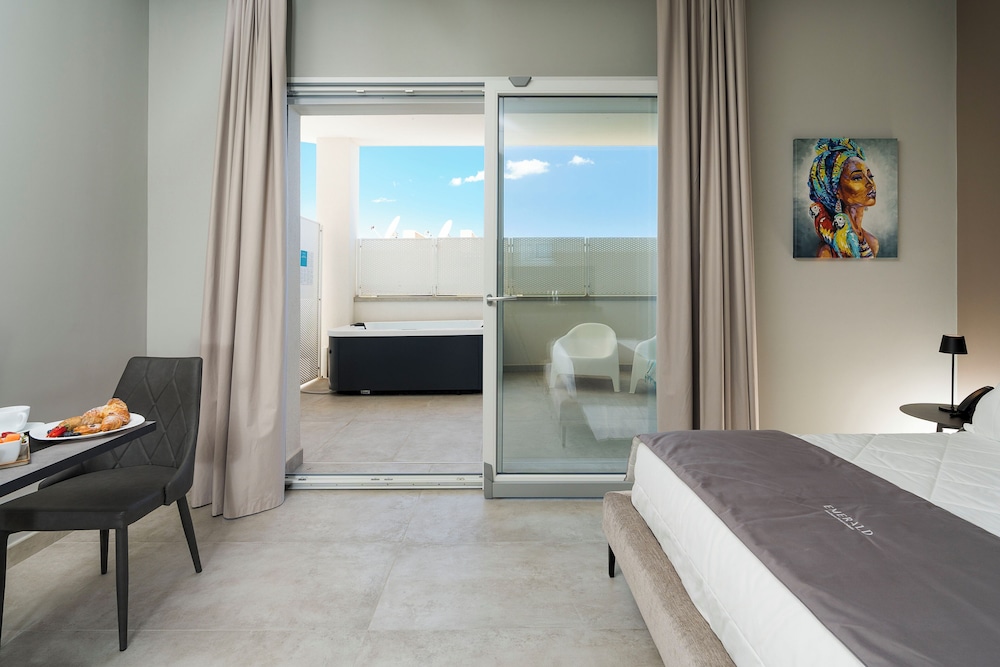 Emerald Hotel Cefalu 28/49