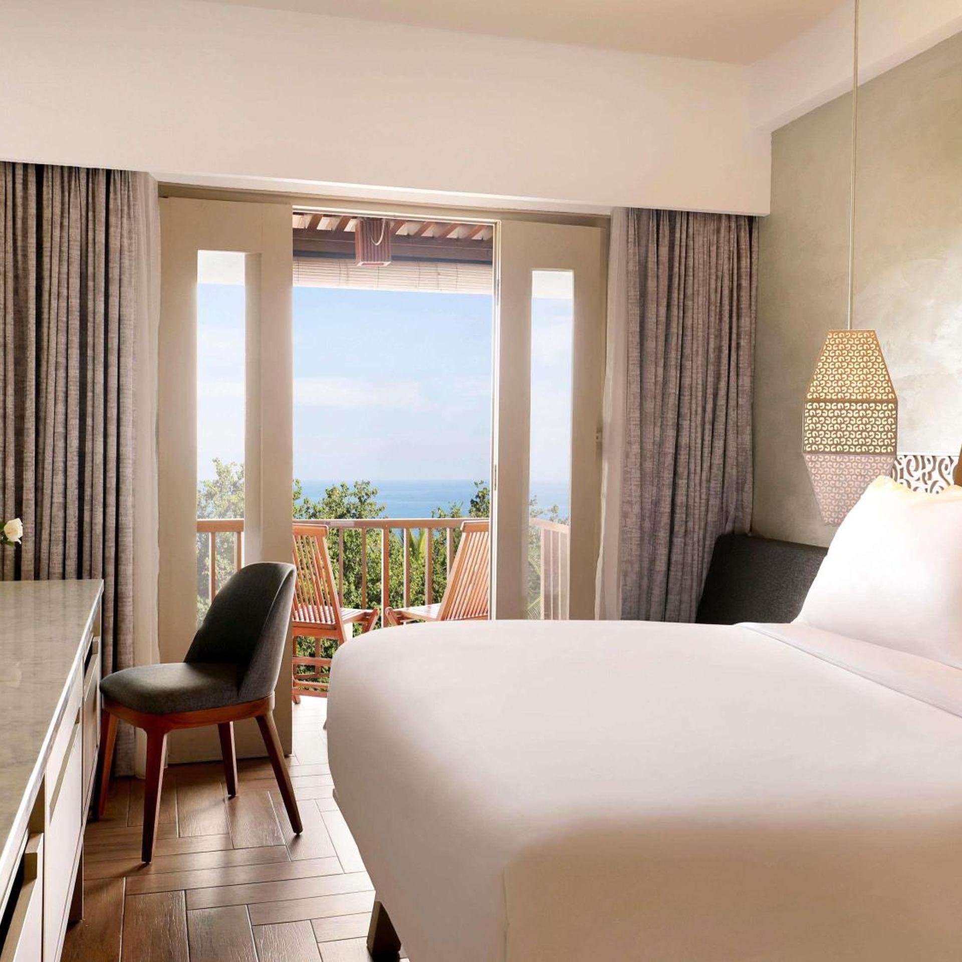 Deluxe, King Bed, Ocean View