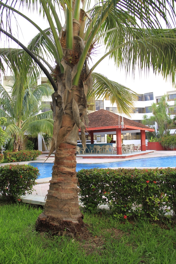 Debliz Hotel 13/19