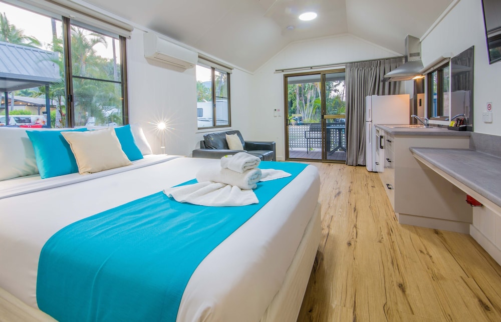 Tasman Holiday Parks - Airlie Beach 55/74