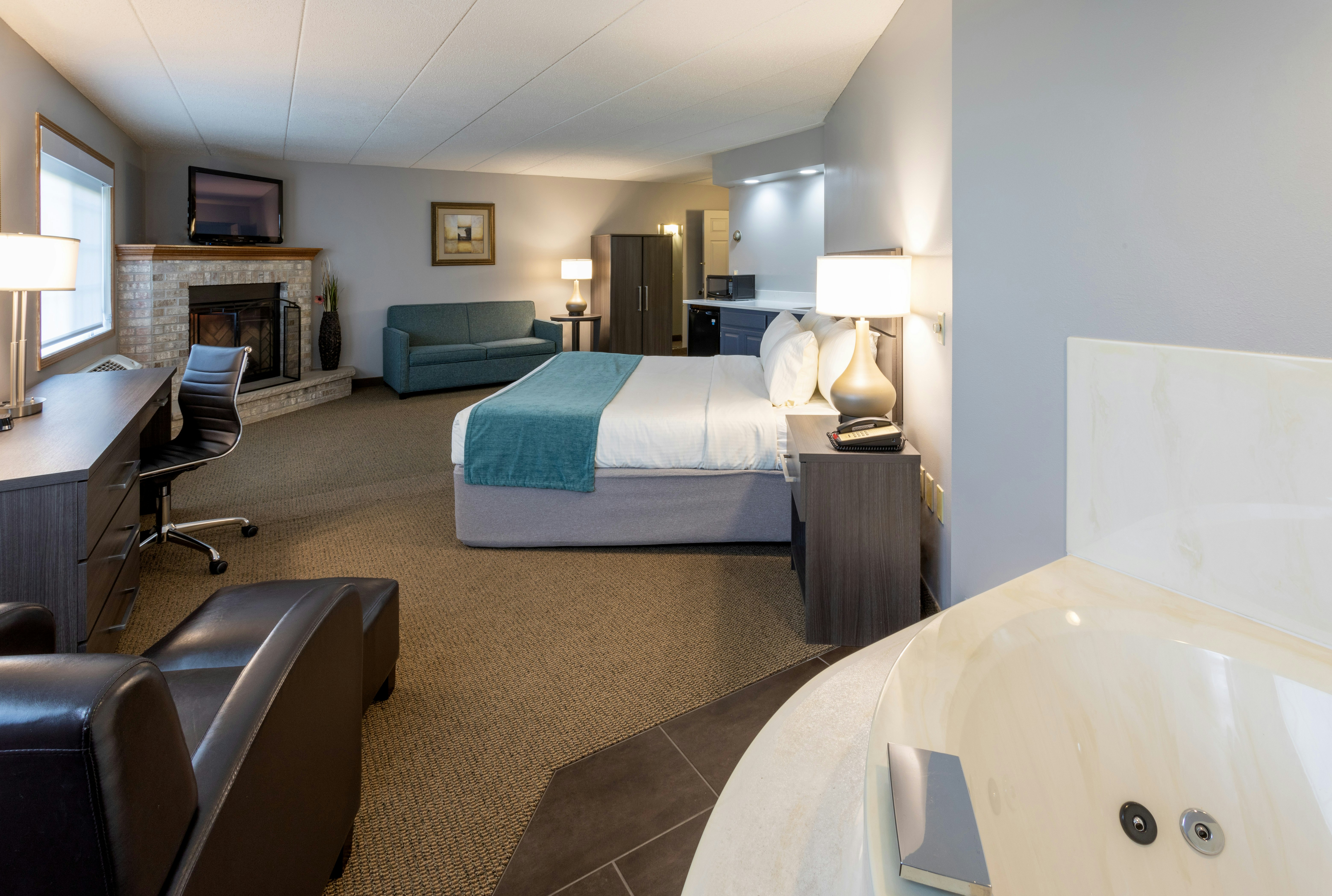 Paynesville Inn And Suites 11/24