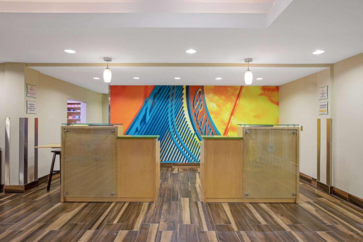 La Quinta Inn & Suites by Wyndham Grand Forks 2/37