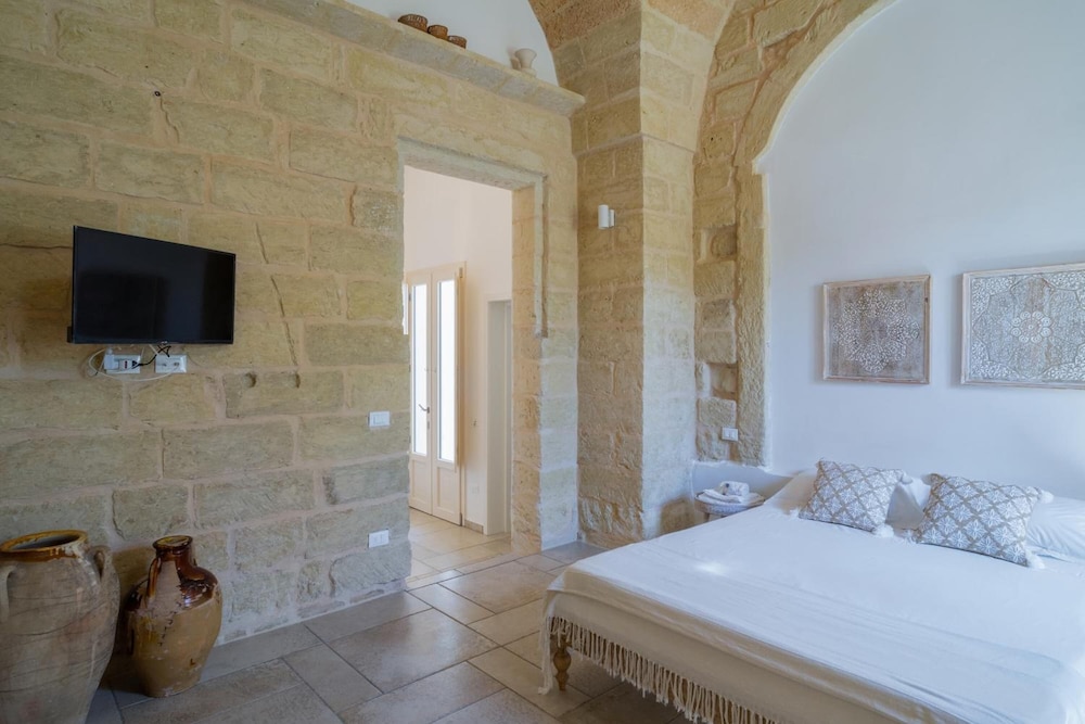 Li Perrini Boutique B&B 20/50