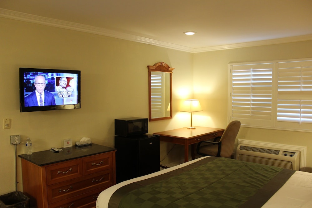 Garden Inn San Gabriel 26/57