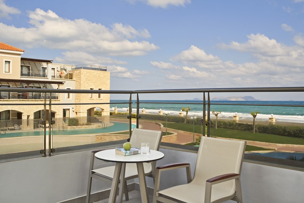Atlantica Caldera Palace 37/58