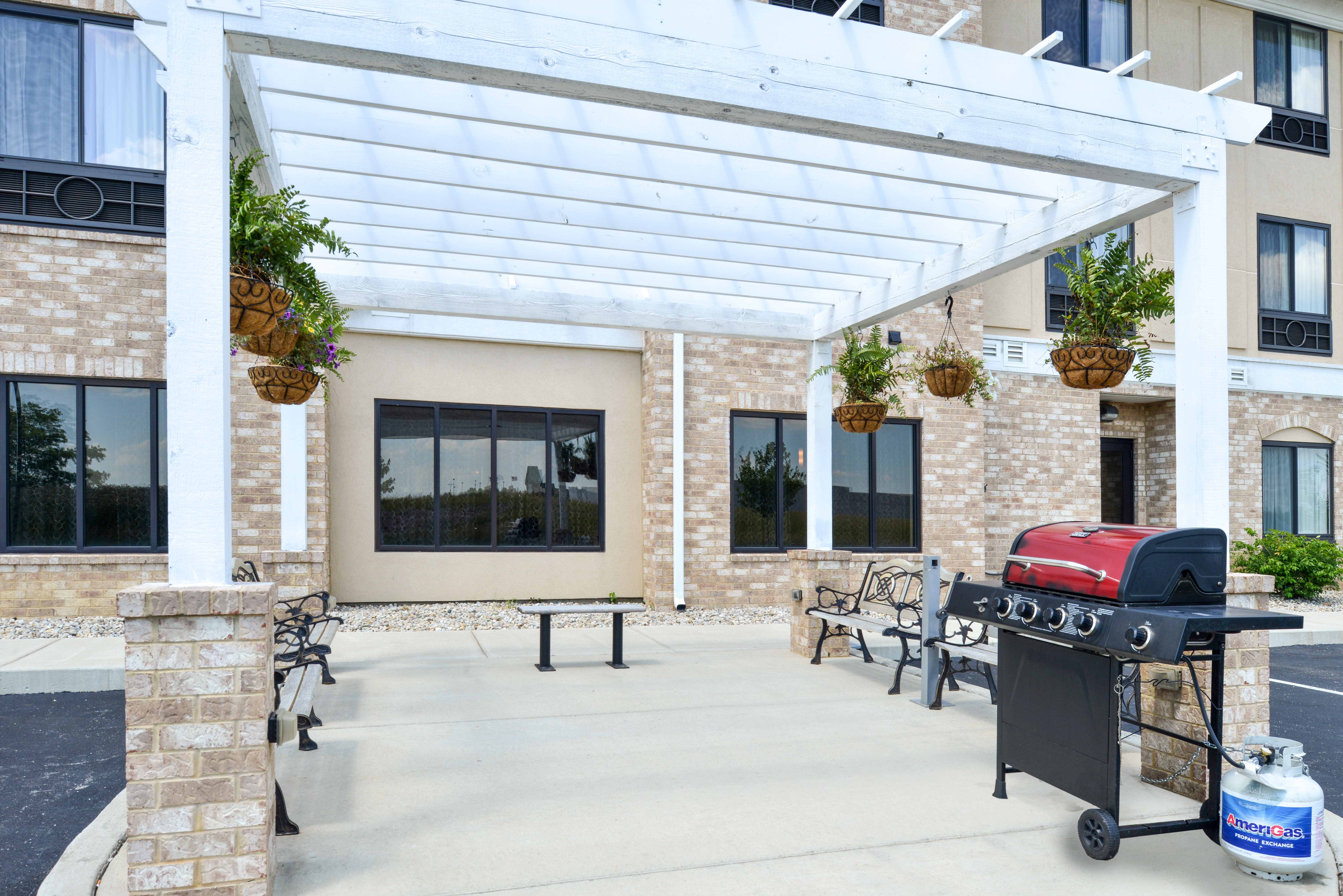 Holiday Inn Express Hotel And Suites Greenfield 42/65