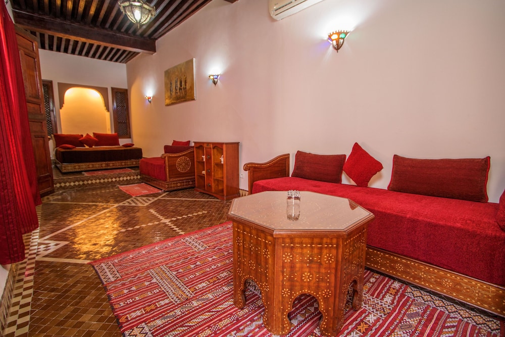 Riad Zitouna 26/47