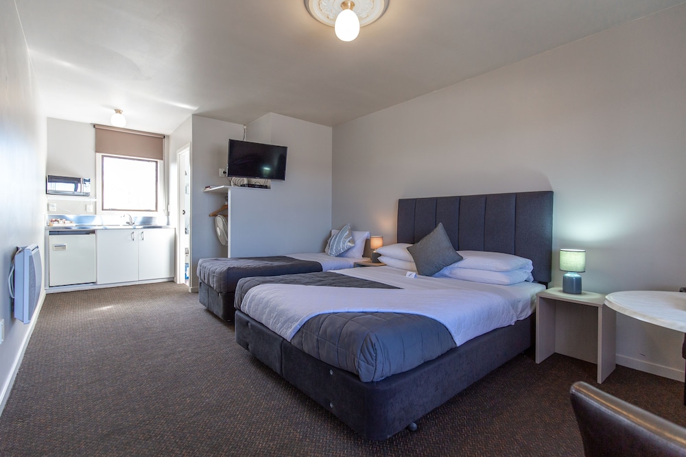 Albatross Motel 21/28