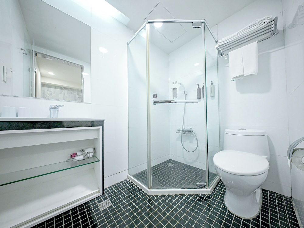 CHECK inn Express Taipei YongKang 38/45