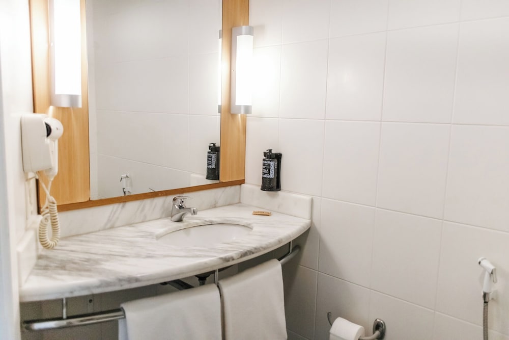 غرفة سوبيريور بسرير مزدوج وسرير فردي، Sao Jose Hotel 7/8