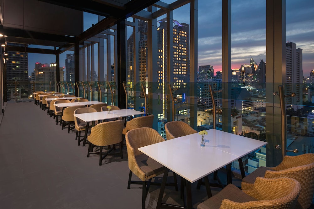 Solitaire Bangkok Sukhumvit 11 by Kingston Hotels 55/73