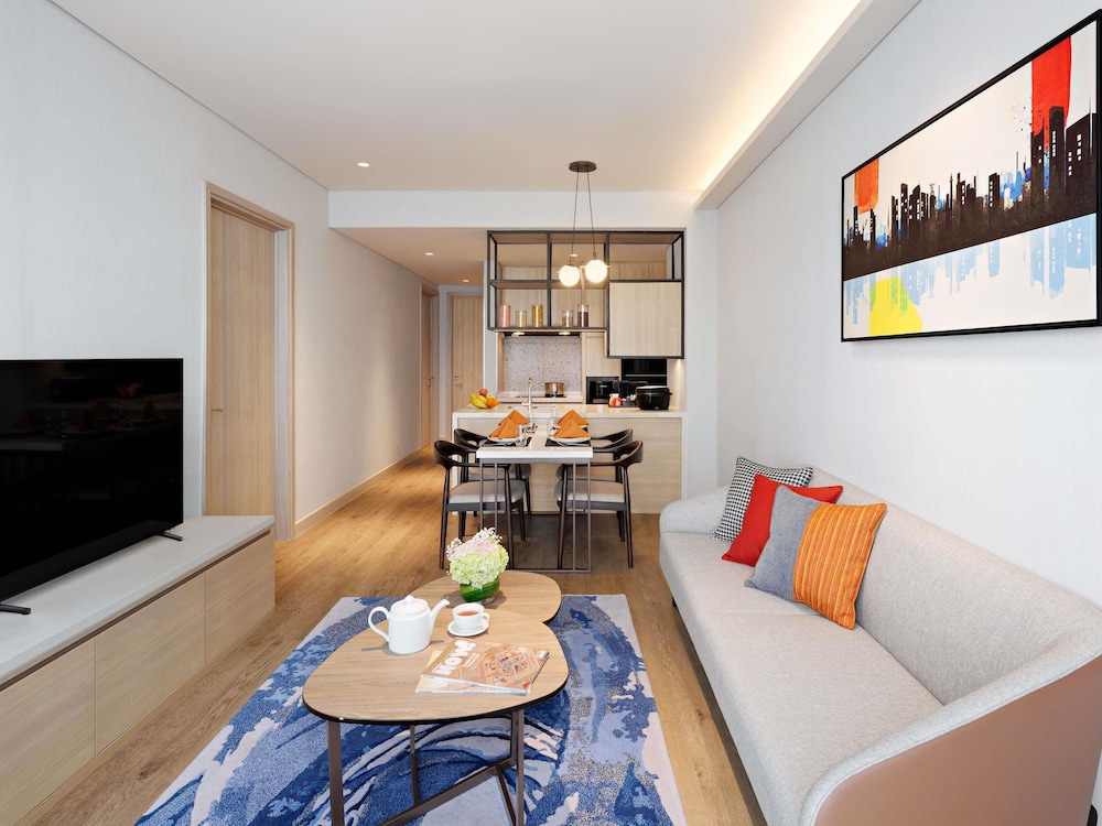 Swissotel Living Jakarta Mega Kuningan 31/50