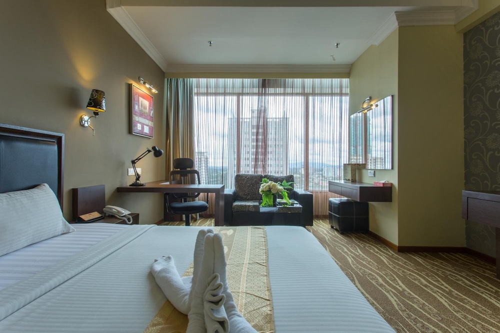 NEW YORK HOTEL 21/66