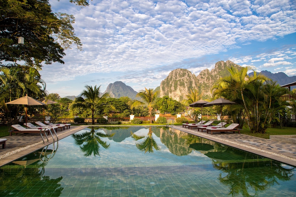 Riverside Boutique Resort Vang Vieng 3/74