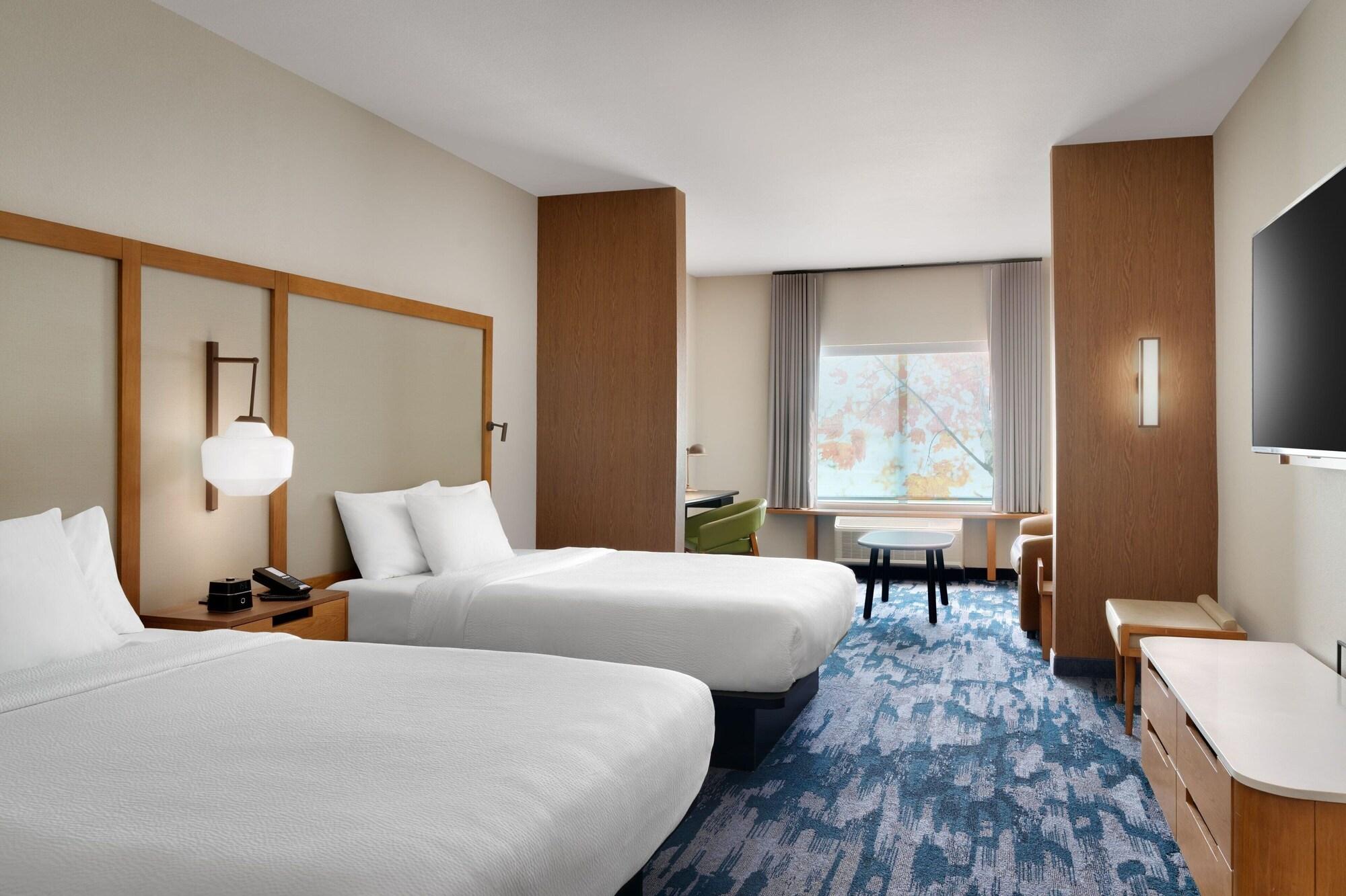 Suite, Multiple Beds