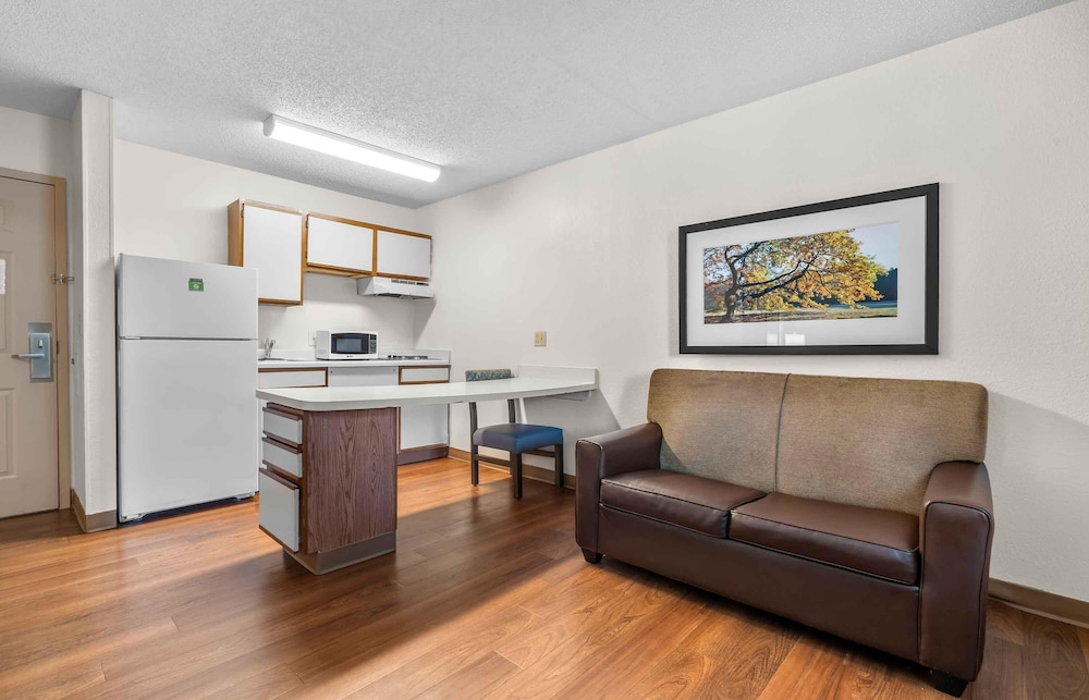Extended Stay America - Dallas - Plano Parkway 41/64