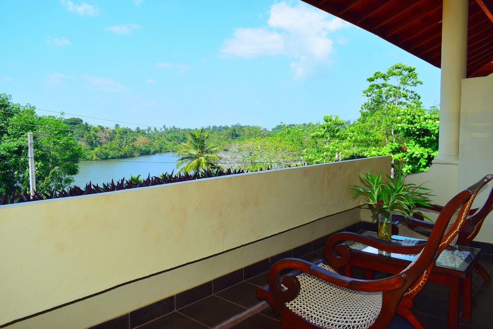 Asian Jewel Boutique Hotel 3/39