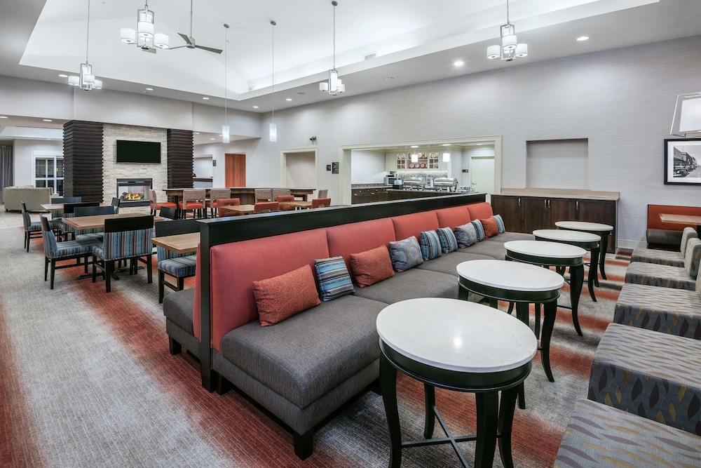 Homewood Suites by Hilton Laredo at Mall del Norte 52/75