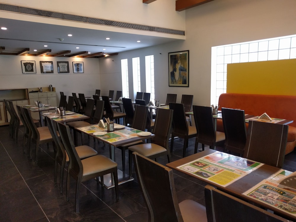 Lemon Tree Hotel Udyog Vihar Gurgaon 34/47