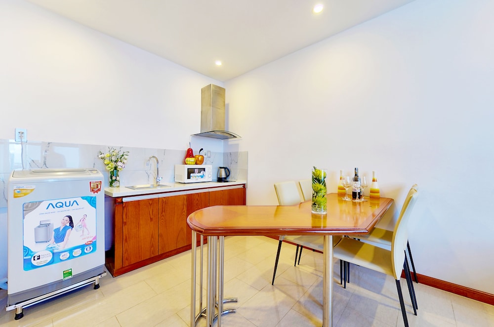 Richico Apartments And Hotel 65/82