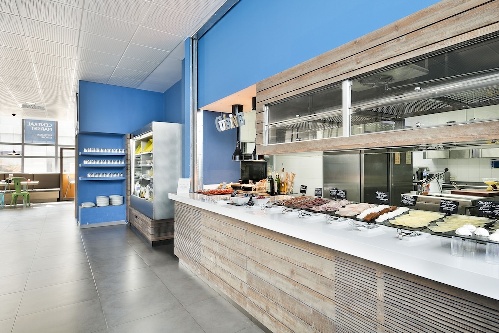 Madrid Airport Suites Affiliated By Melia 22/67