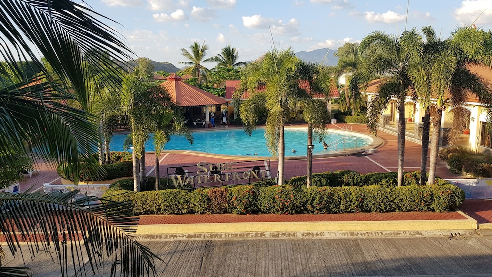 Subic Waterfront Resort & Hotel 52/55