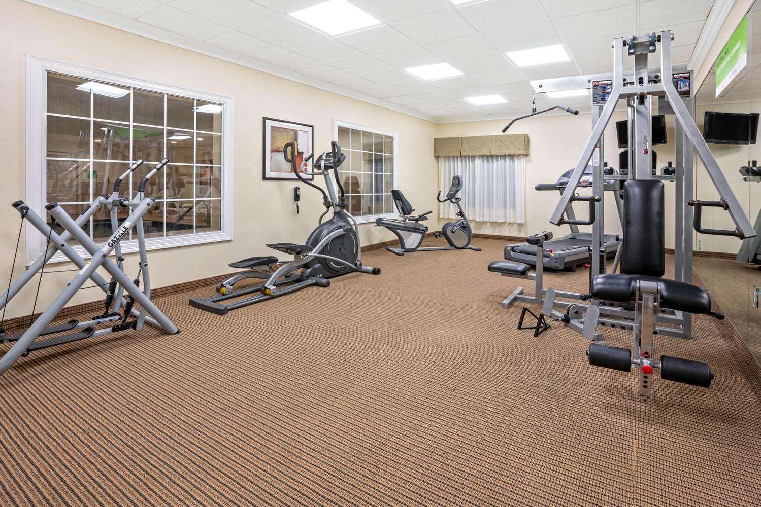 La Quinta Inn & Suites by Wyndham Houston - Magnolia 28/48