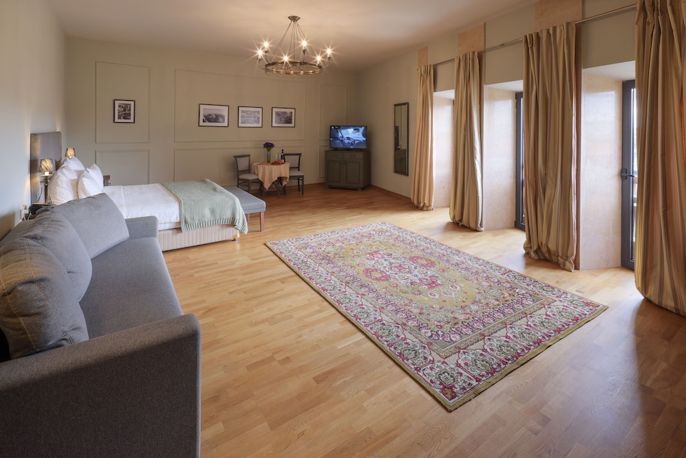 Apricot Hotel Yerevan 58/73