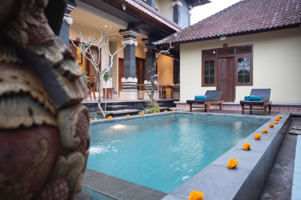 Suparsa S Home Stay 44/60