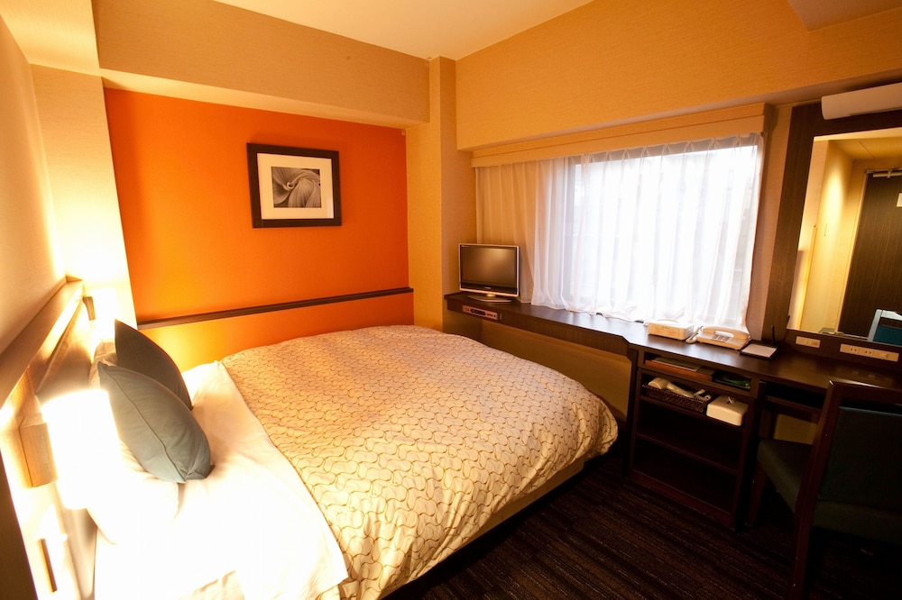DELUXE, QUEEN BED