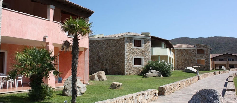 Residence Le Corti di Marinella 41/42
