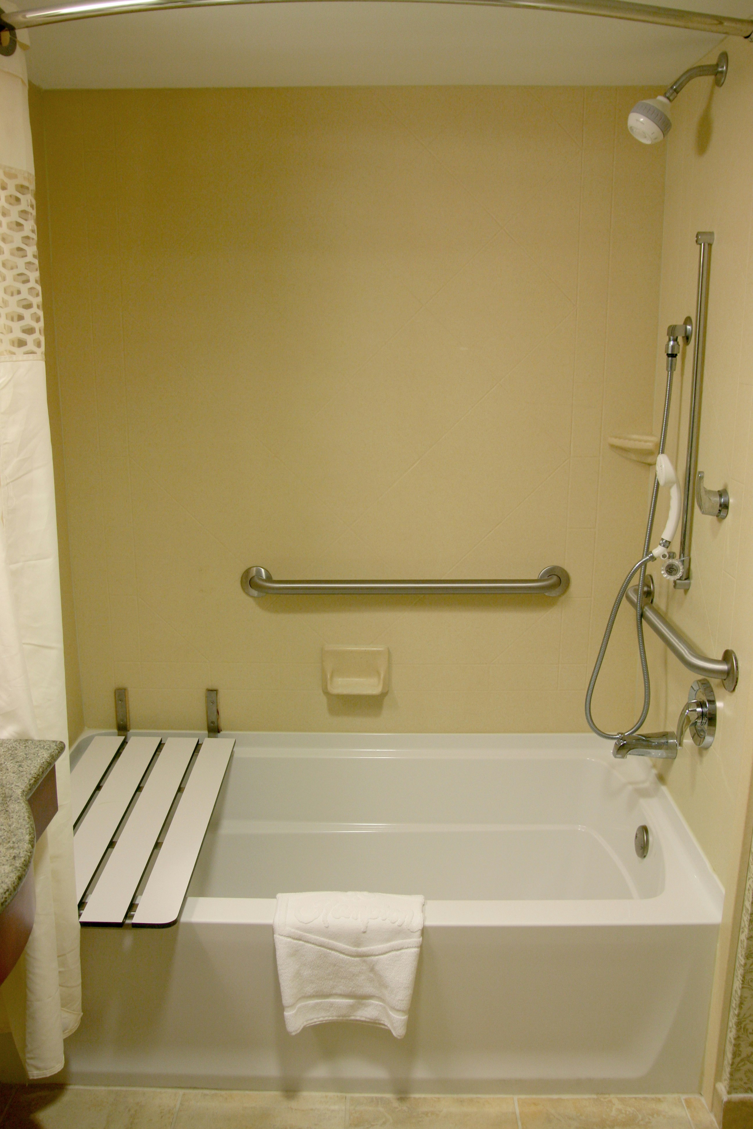 Hampton Inn Easton 59/62