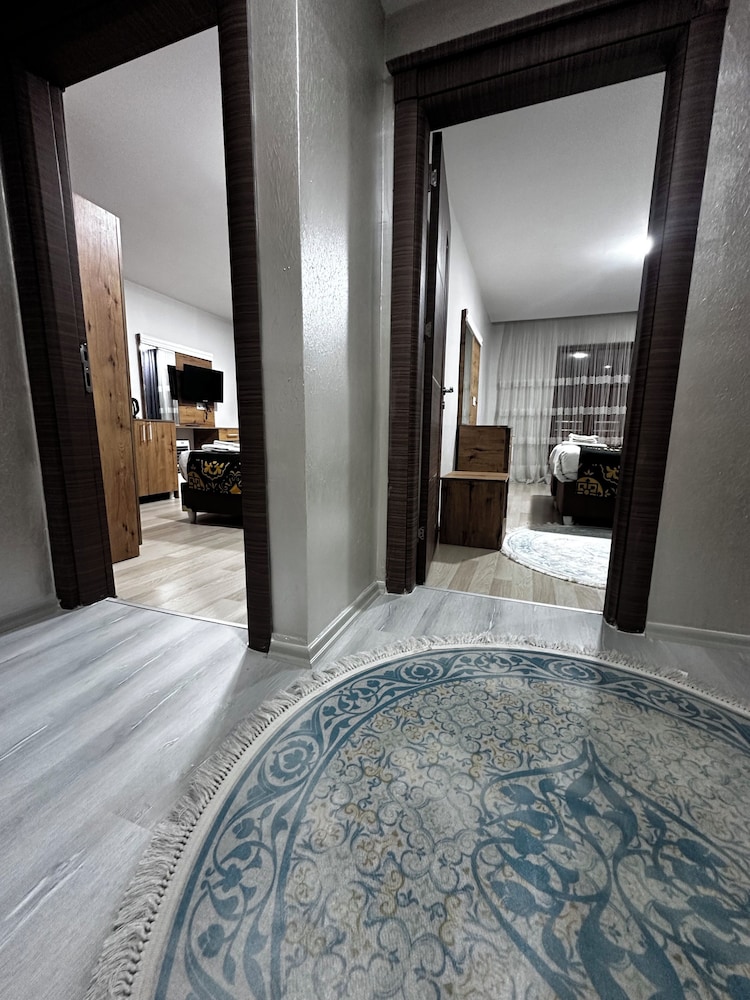 Comfort Suites Hotel 23/50