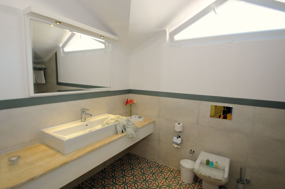 Sea Breeze Hotel And Apartments 46/50