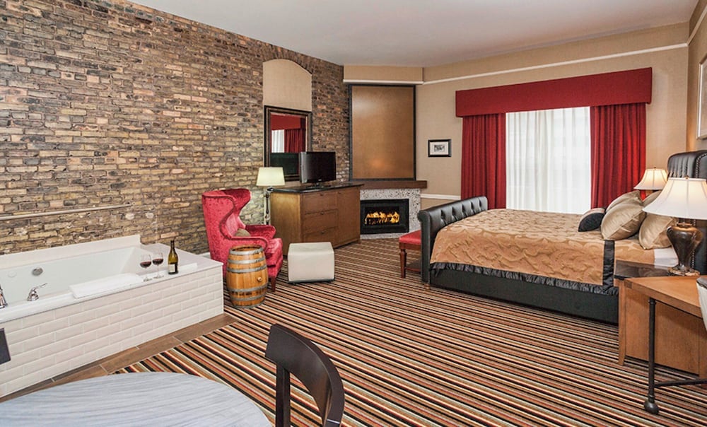 Fitgers Inn 24/55