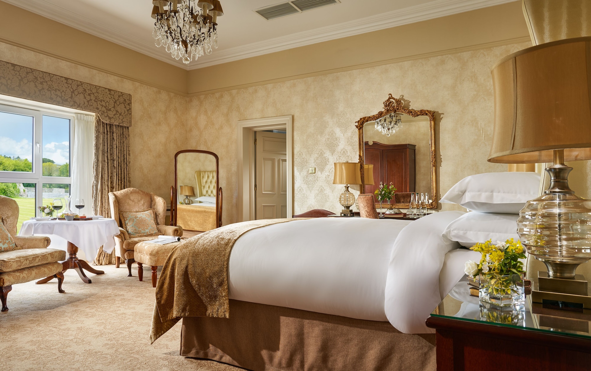 SUPERIOR, DOUBLE BED