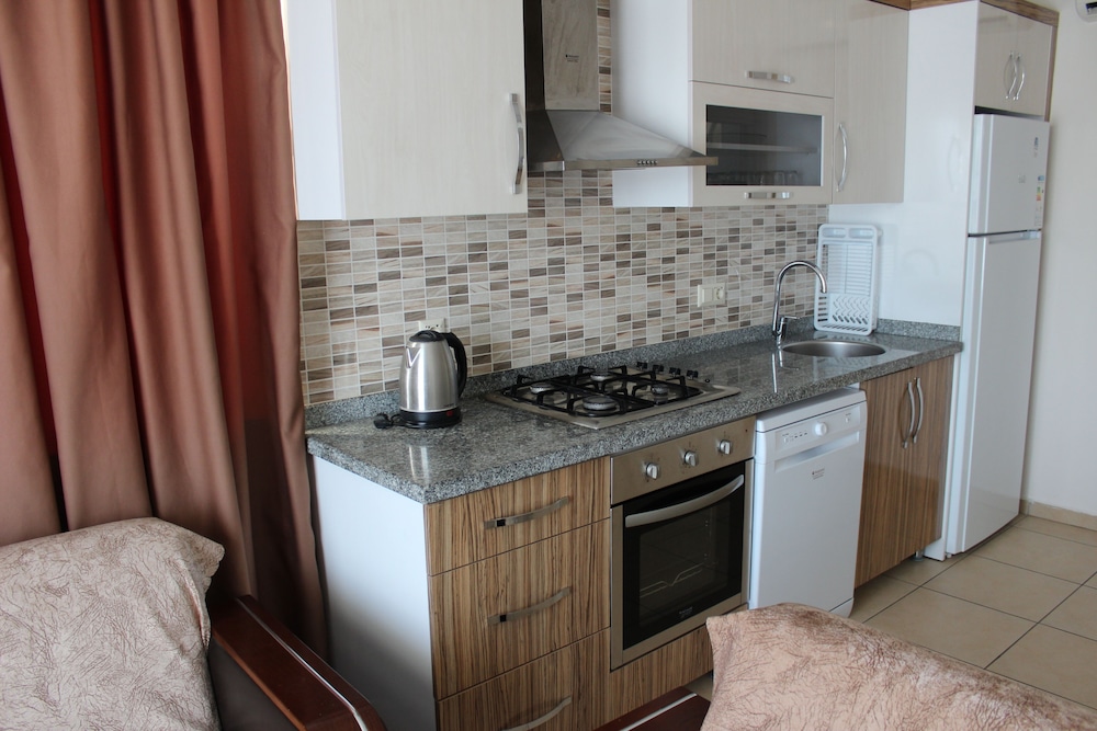 Tebriz Apart Hotel 50/50