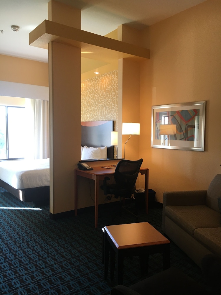 Fairfield Inn Suites By Marriott Dallas Mansfield 21/32