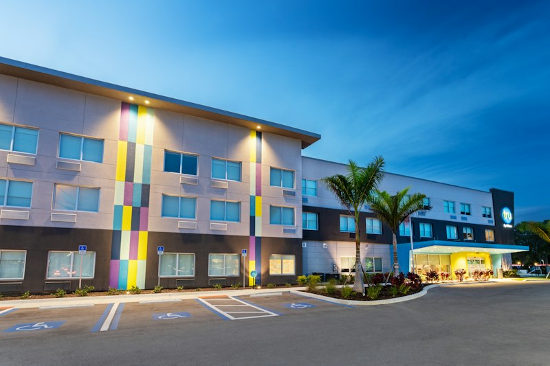 Tru By Hilton Bradenton I-75, FL in BRADENTON - FL