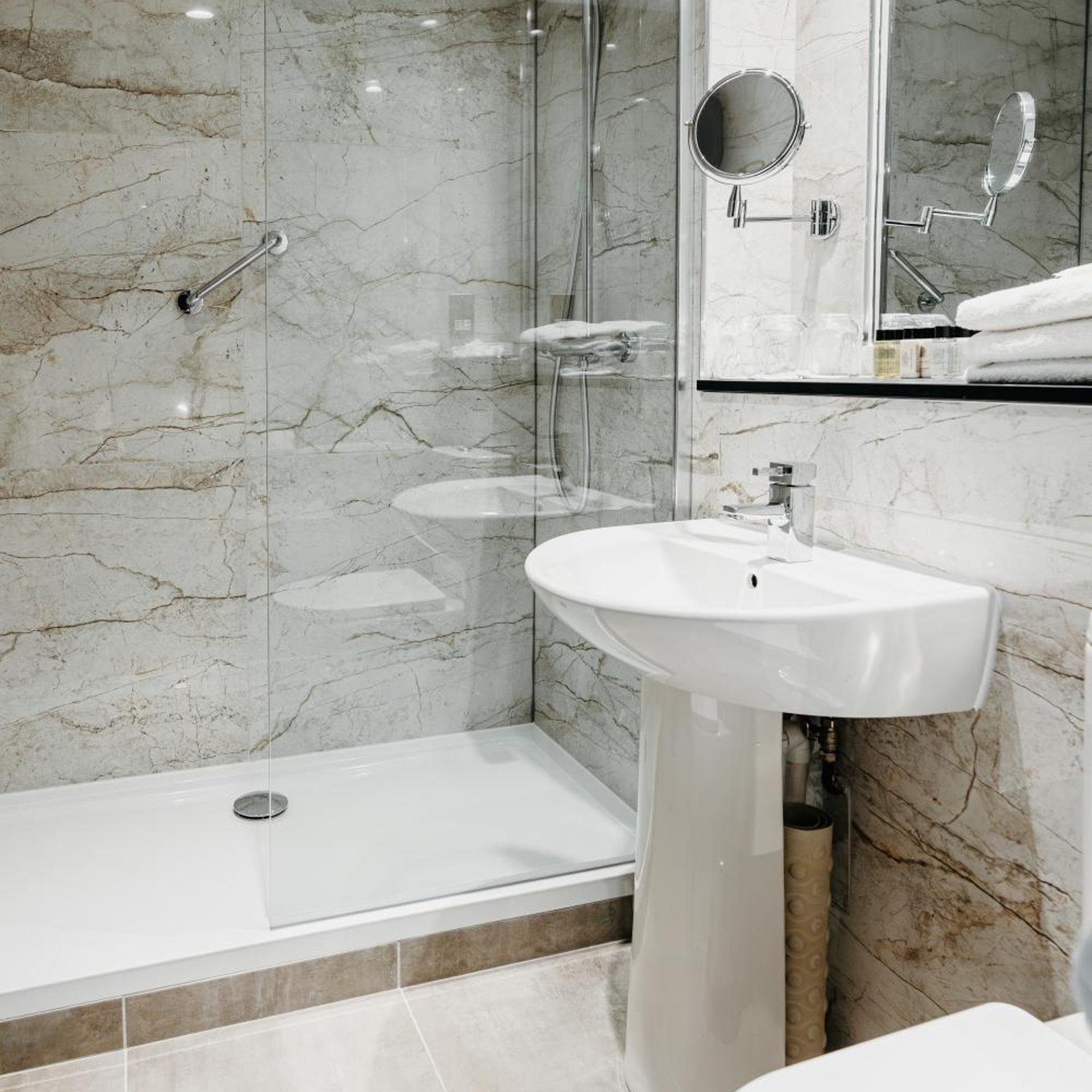 غرفة مفردة، Drury Court Hotel 4/17