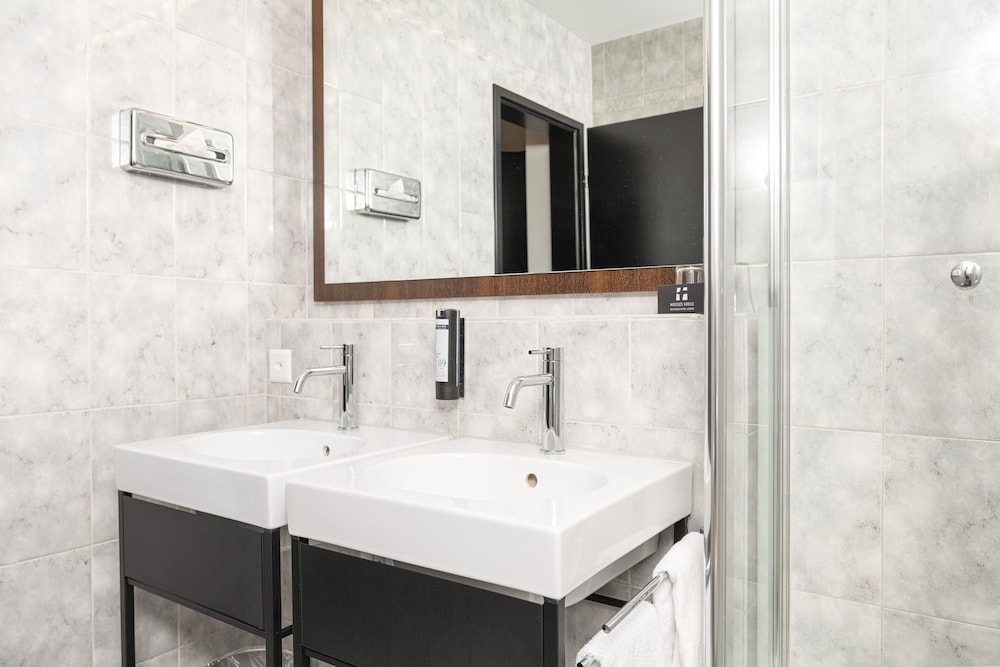 Boutique Hotel Weisses Kreuz 38/38