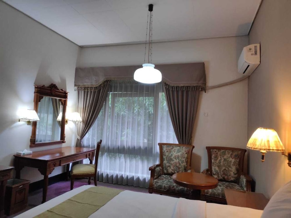 New Grand Park Hotel 31/49