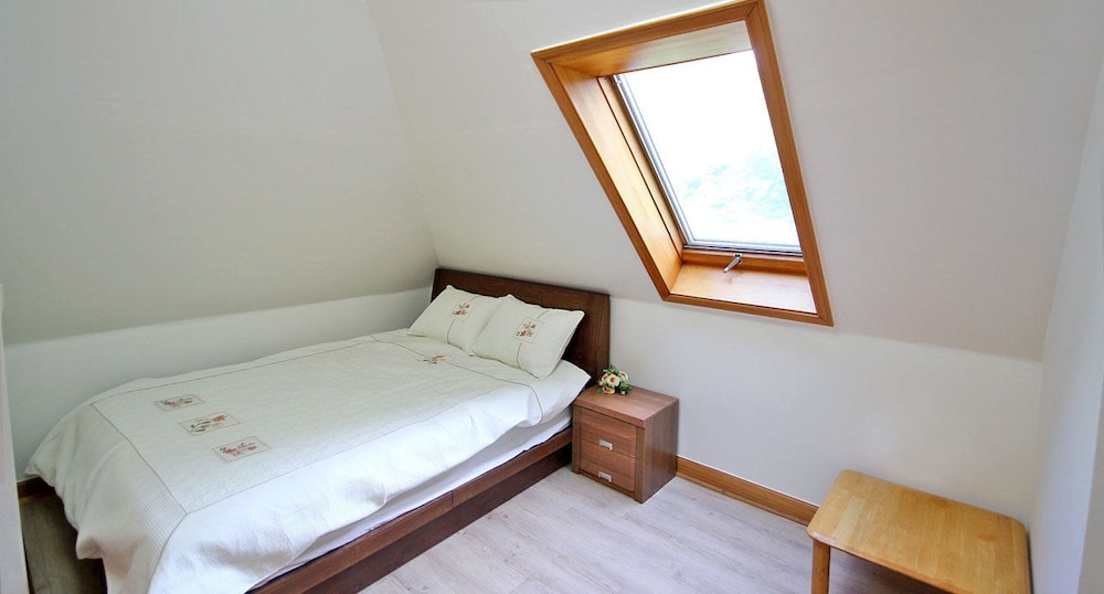 Yangyang Sanulim Pension 7/50