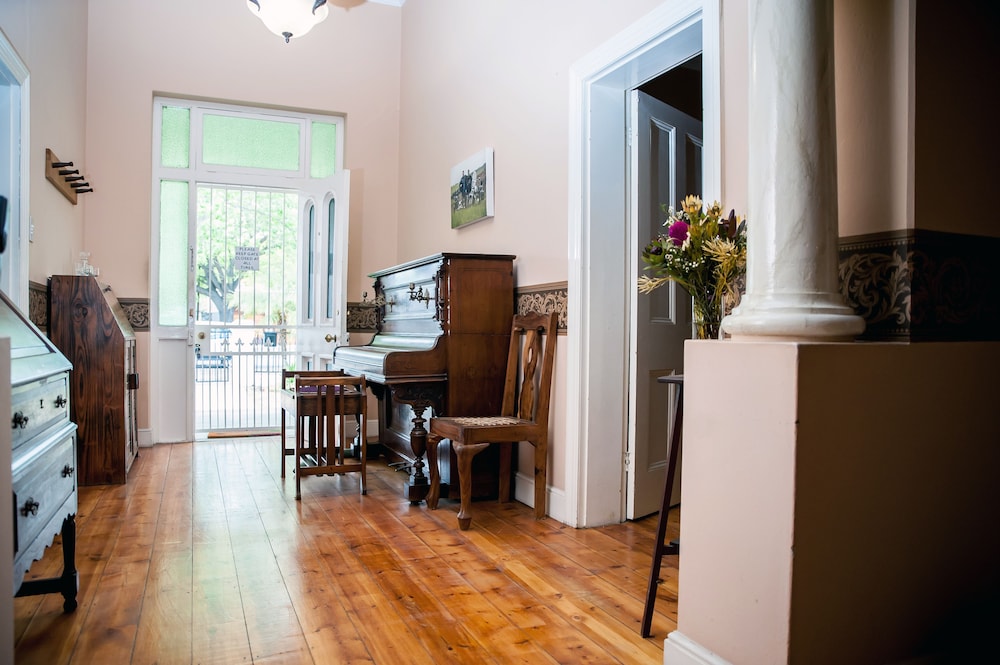 Petal's Place Guest House 27/39